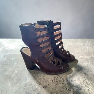 Bed|Stü Occam (sometimes referred to as the Occam Lattice or Occam Caged)